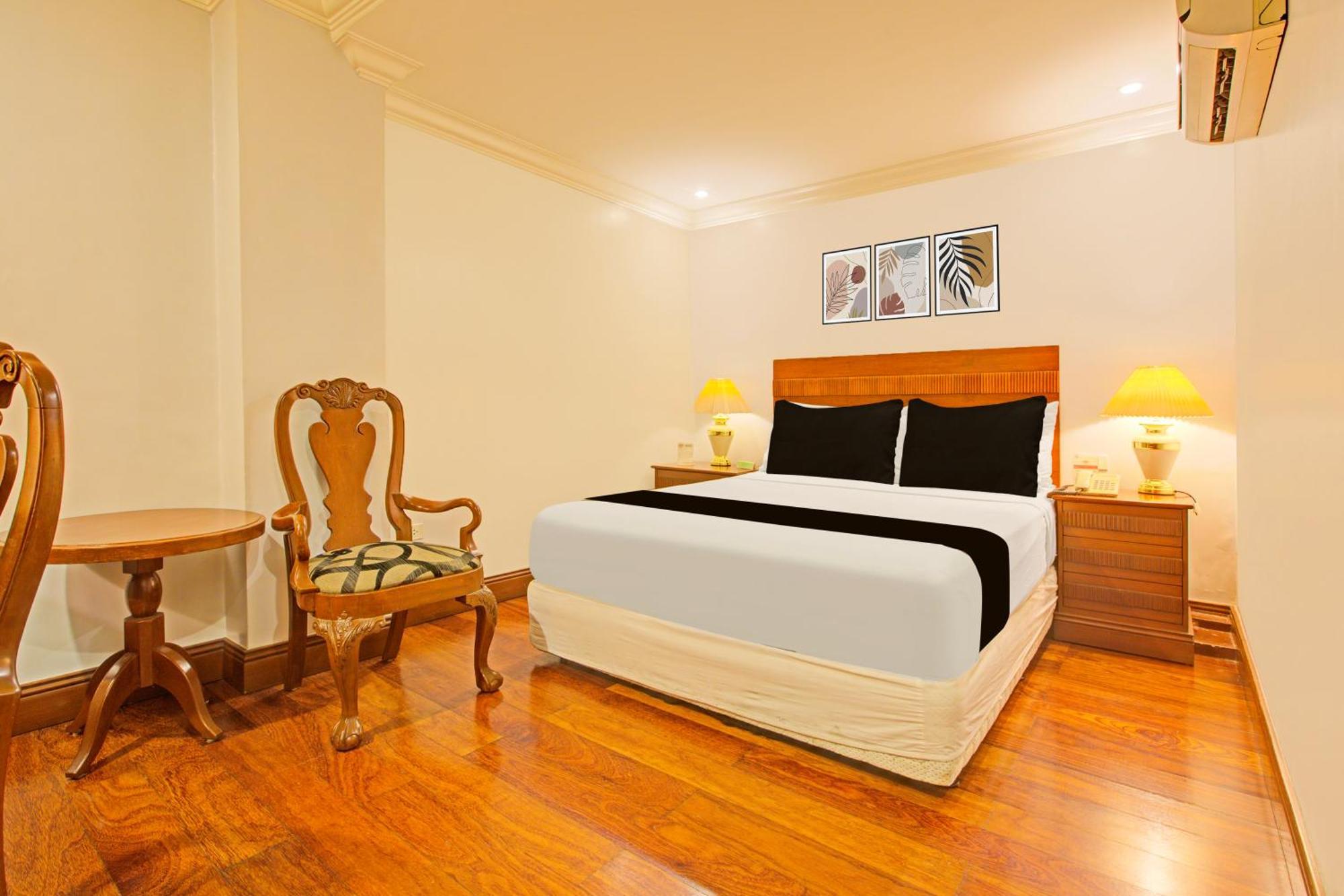 Townhouse Oak Vip Suites, Near Pnr Pasay Evangelista, Makati Manila Макати Экстерьер фото