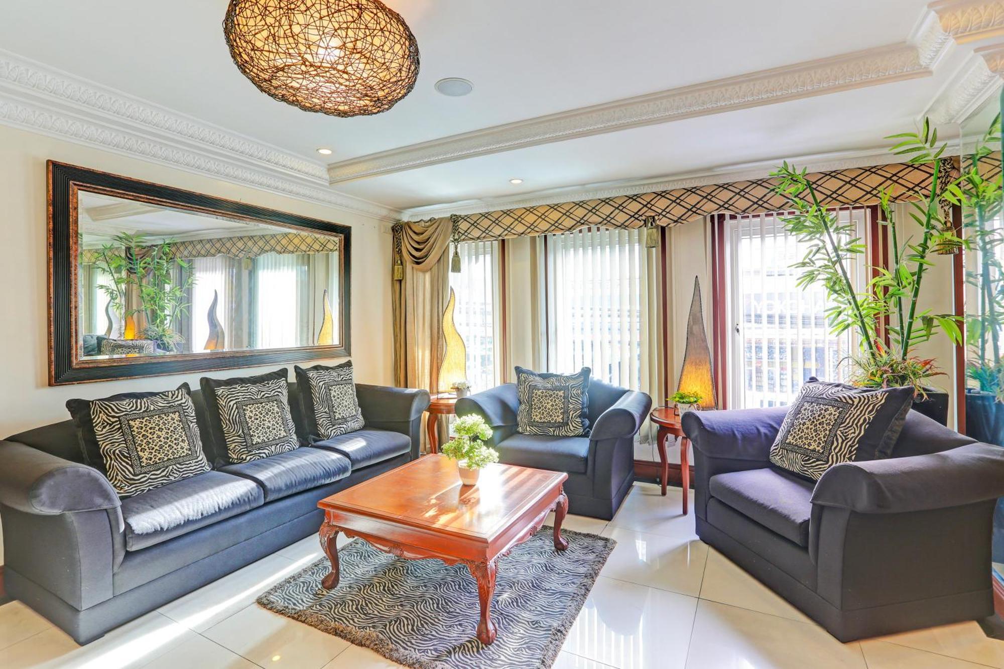 Townhouse Oak Vip Suites, Near Pnr Pasay Evangelista, Makati Manila Макати Экстерьер фото